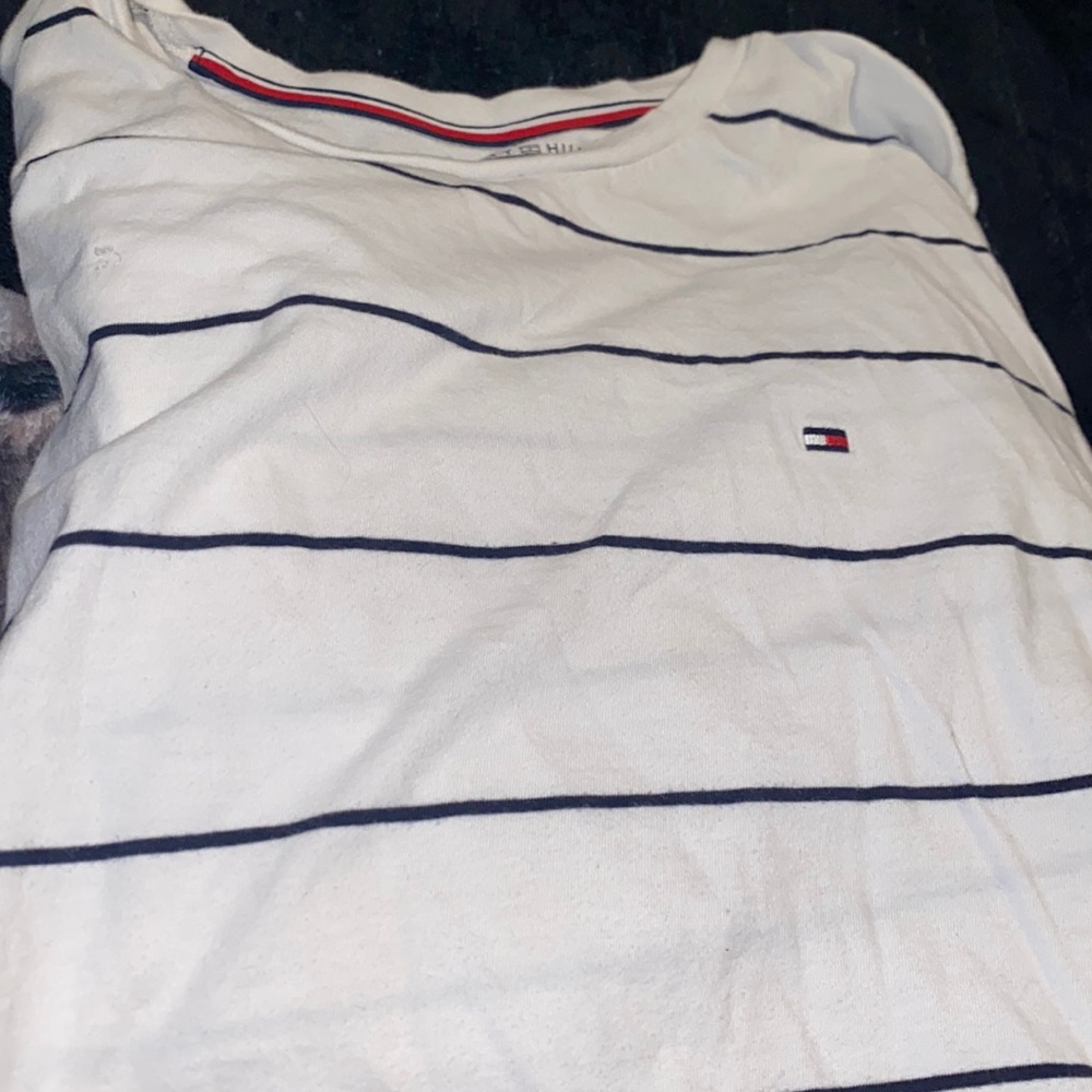 Youth xl fits like a woman’s medium